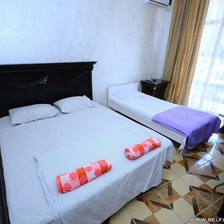 Hotel Belfast Batumi Eksteriør billede