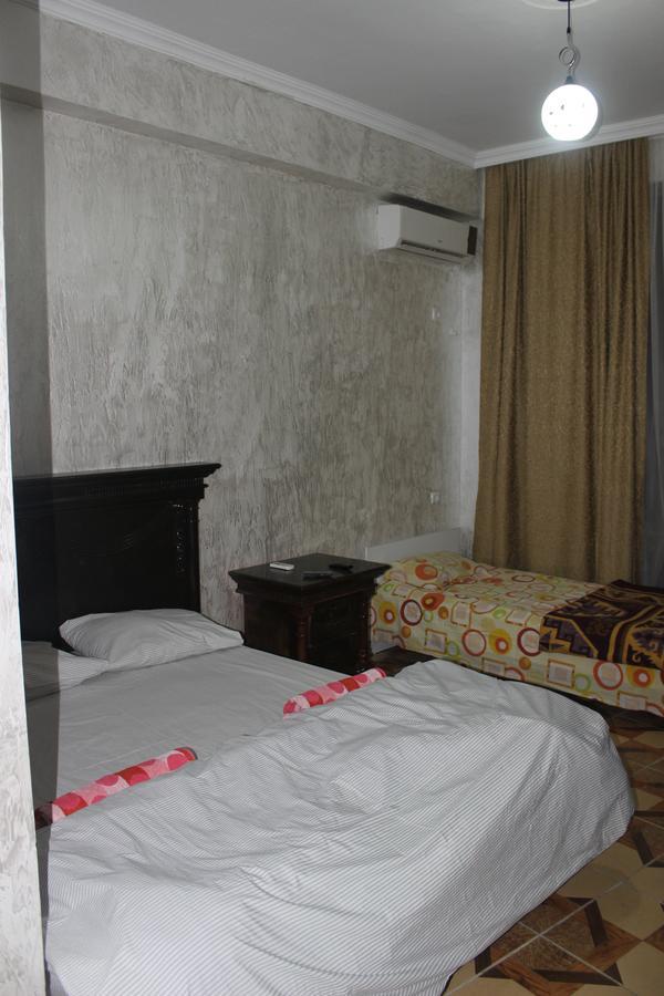 Hotel Belfast Batumi Eksteriør billede